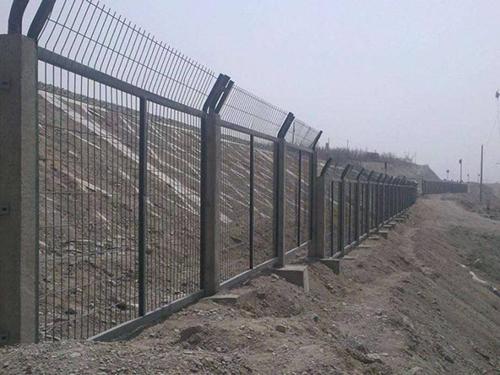 上海鐵路護(hù)欄網(wǎng)圖片3