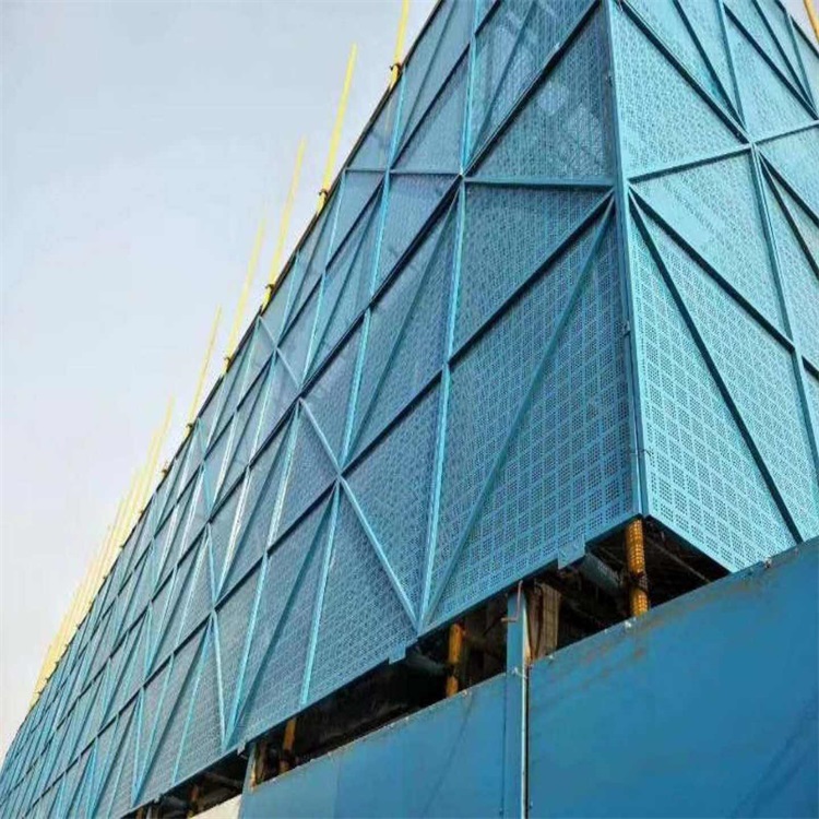 上海沖孔板護欄圍擋圖片4