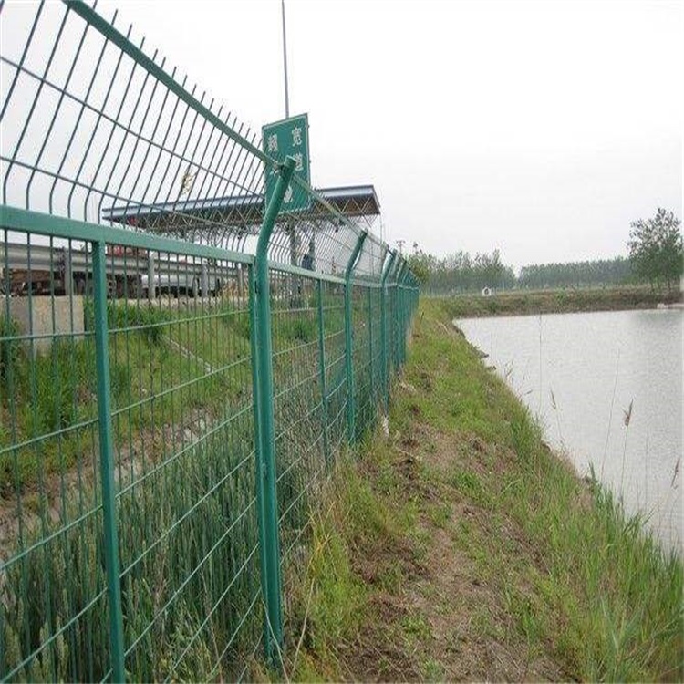 上海邊框護(hù)欄網(wǎng)圖片3