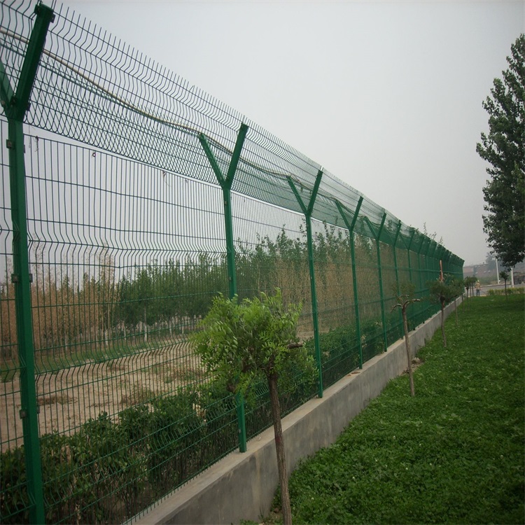 上海鐵絲護(hù)欄網(wǎng)圖片4