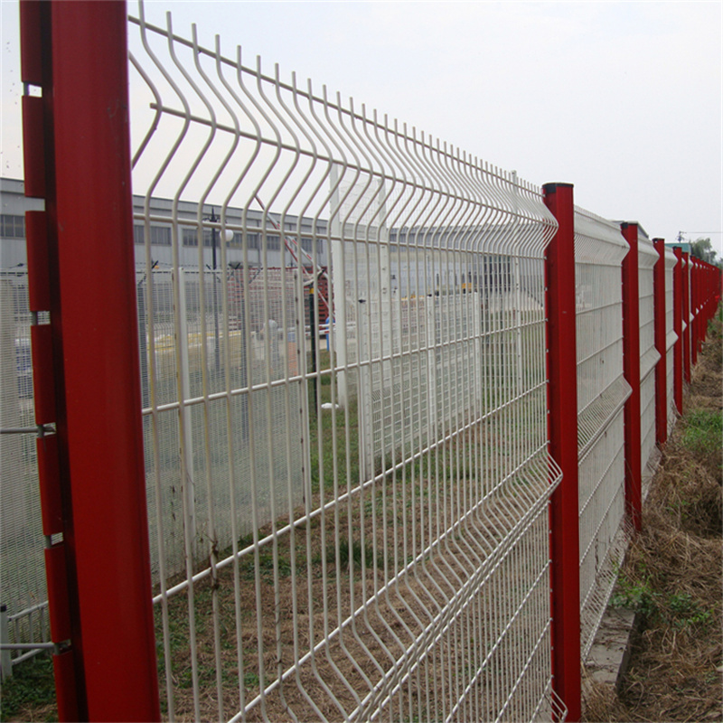 上海1.8米高桃型柱護(hù)欄圖片1