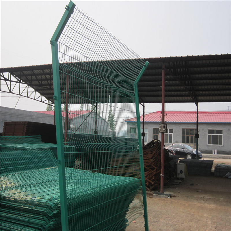 上海鐵絲網護欄