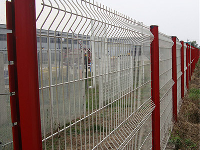 桃型柱護(hù)欄網(wǎng)圖片1