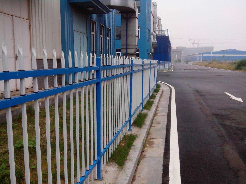 上海鋅鋼道路護欄圖片1