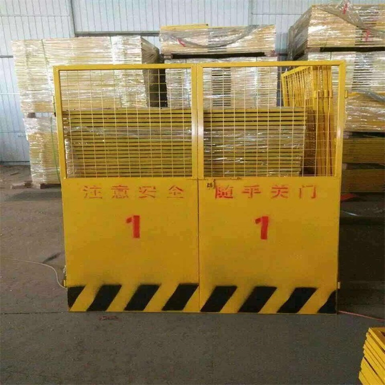 電梯井安全防護(hù)門圖片4