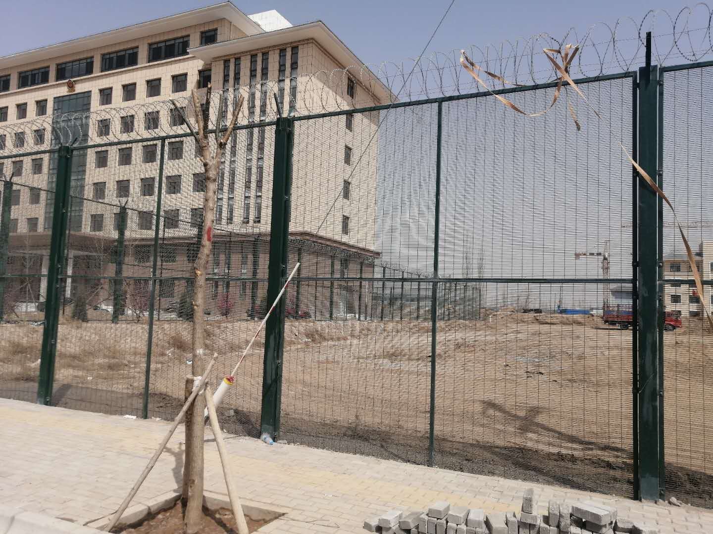 上海監(jiān)獄鋼網(wǎng)墻圖片1