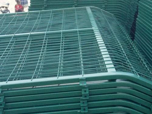 上海國(guó)標(biāo)鐵路防護(hù)柵欄圖片4