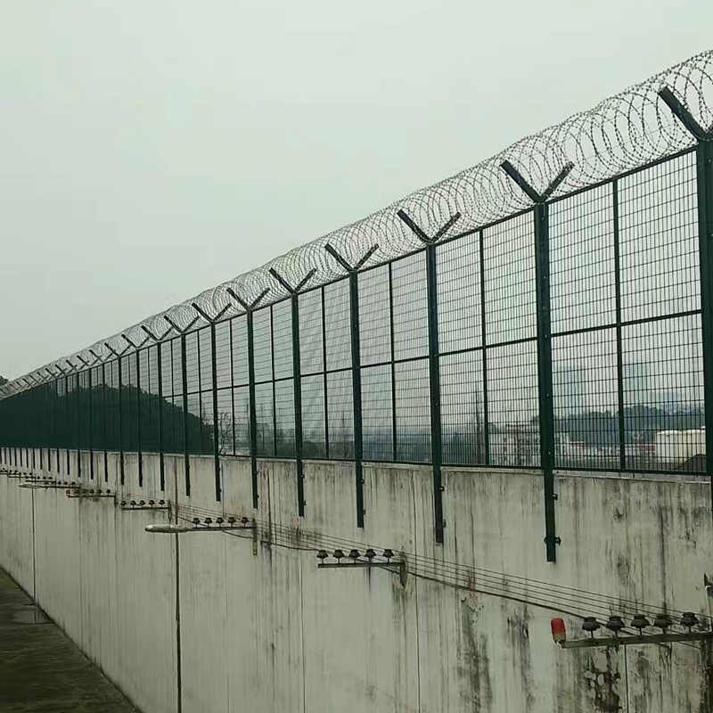 監獄菱形刀刺網鋼網墻