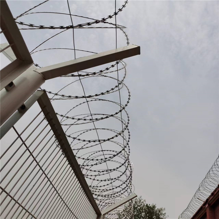 上海監(jiān)獄刀刺隔離網(wǎng)圖片2