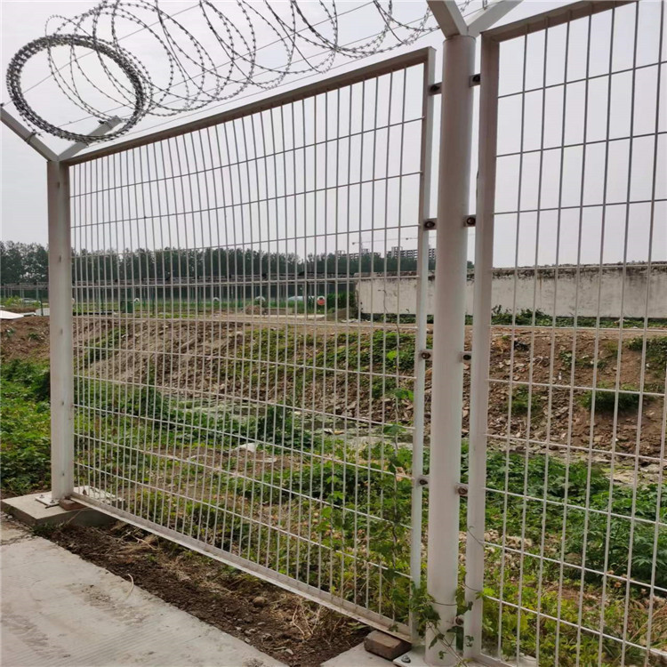 上海巡邏道隔離網圖片3