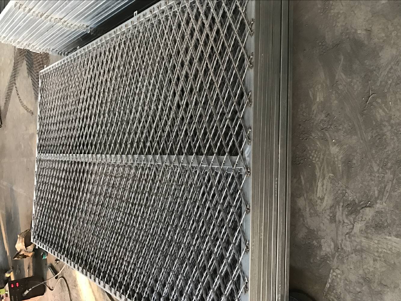  菱形孔刀片刺網圖片2