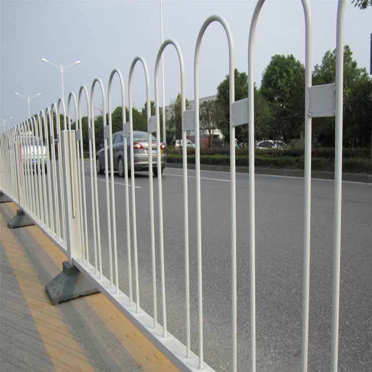 上海市政道路護欄圖片2