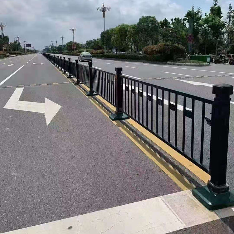 上海市政道路護欄圖片4